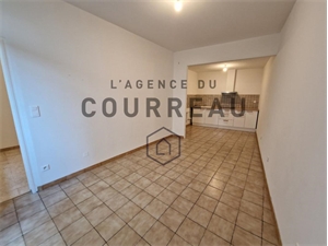 t2 à la location -   34070  MONTPELLIER, surface 37 m2 location t2 - UBI430743449